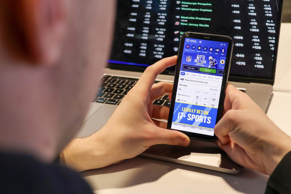 Betting Based on Crowd Predictions Harness the Power of Collective Wisdom
